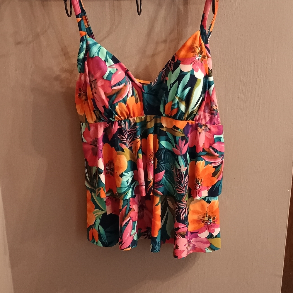 Trimshaper Women's Swim tankini SZ 10 NWT